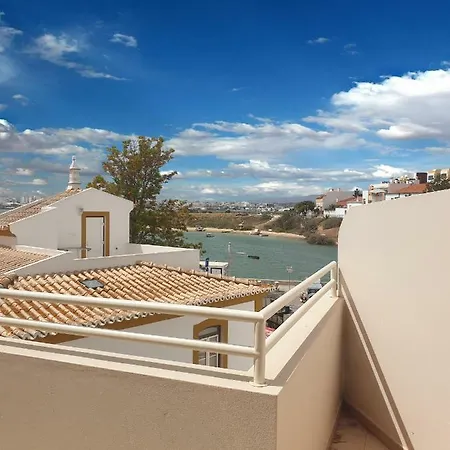 Aqua Vista - Sea View, Pool, Air Con, Roof Terrace