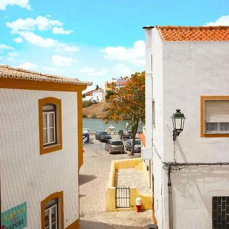 Aqua Vista - Sea View, Pool, Air Con, Roof Terrace