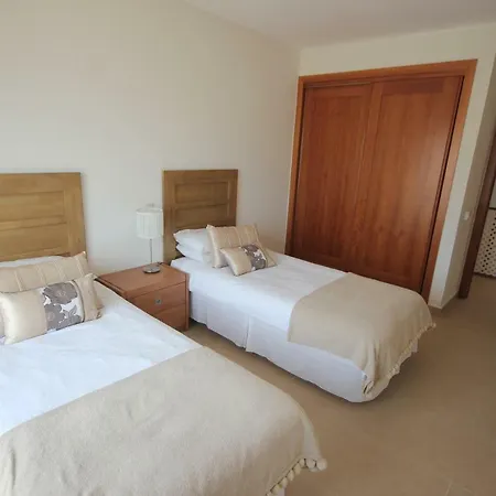 Aqua Vista - Sea View, Pool, Air Con, Roof Terrace * Ferragudo (Faro)
