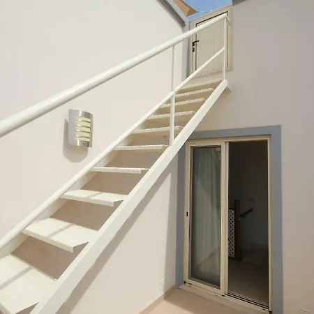 Aqua Vista - Sea View, Pool, Air Con, Roof Terrace