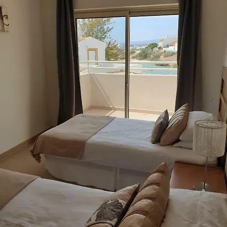 Aqua Vista - Sea View, Pool, Air Con, Roof Terrace Apartament
